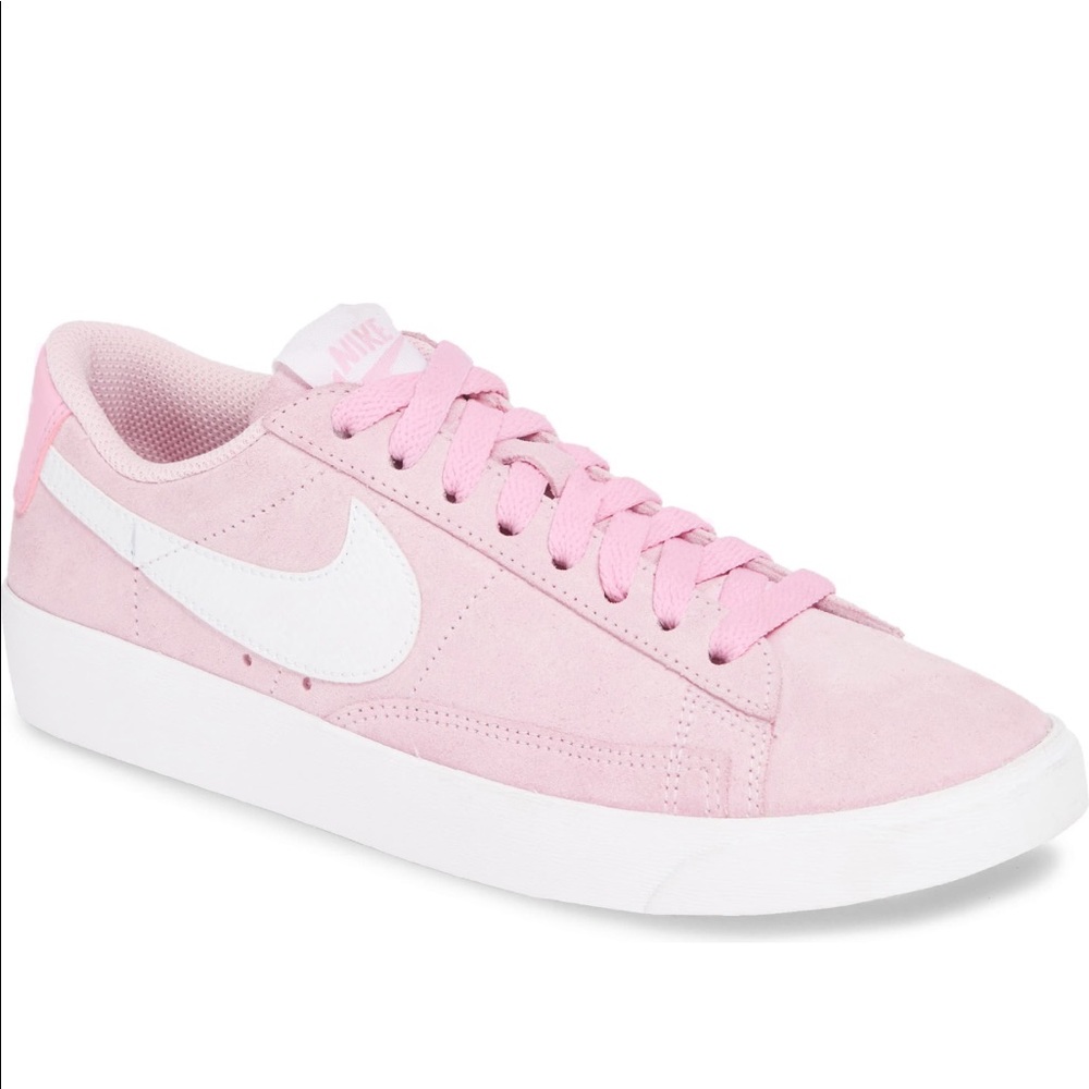 Nike Blazer Low || Pink Suede in WM’s 8.5 US NWOT